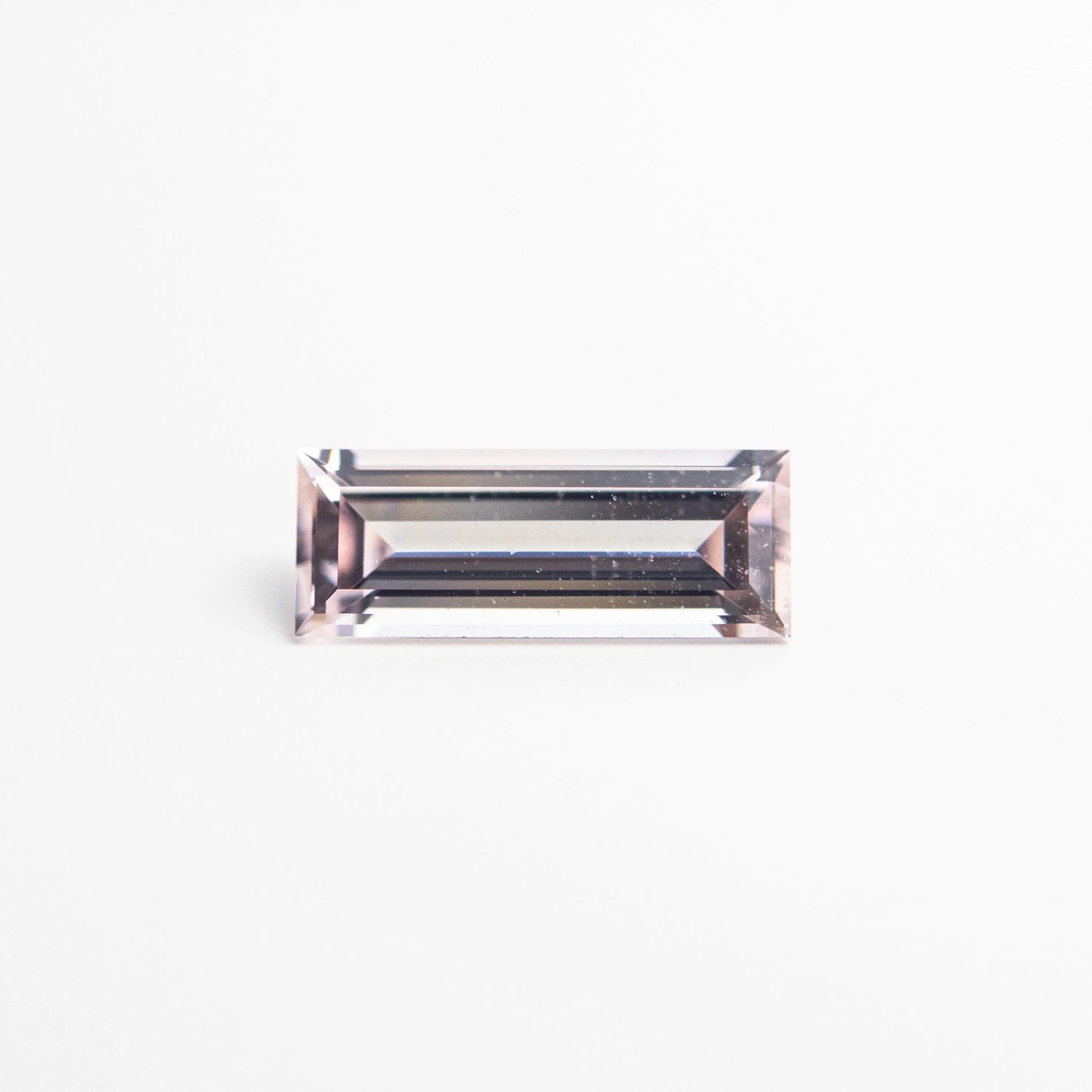 0.46ct 7.51x2.89x1.89mm Baguette Step Cut Sapphire 22848-01