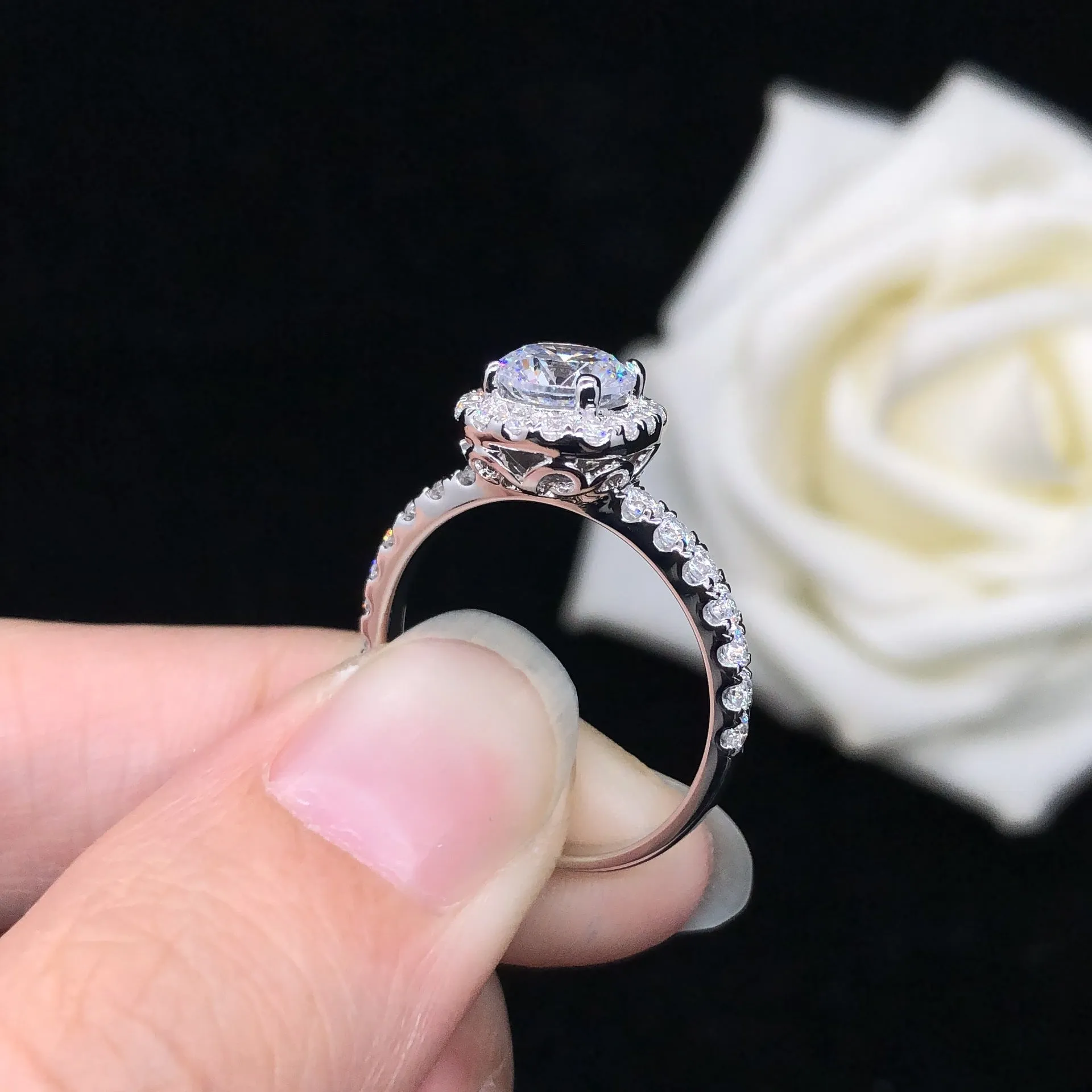 0.5 Carat Moissanite Diamond Halo Ring for Her