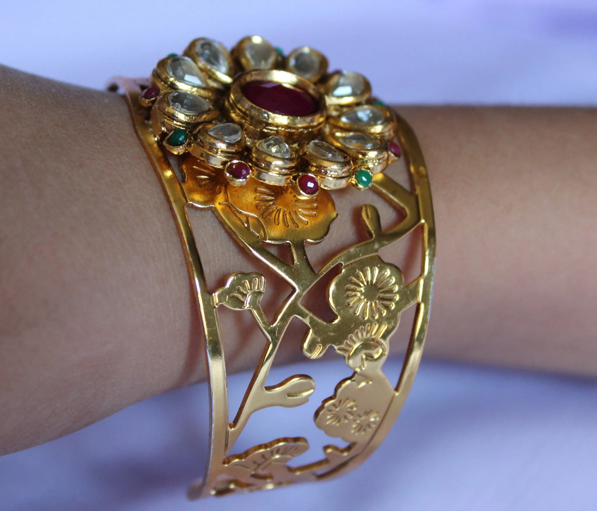 Bangles 3118 Golden Kundan Bangle Kadrey Shieno Sarees