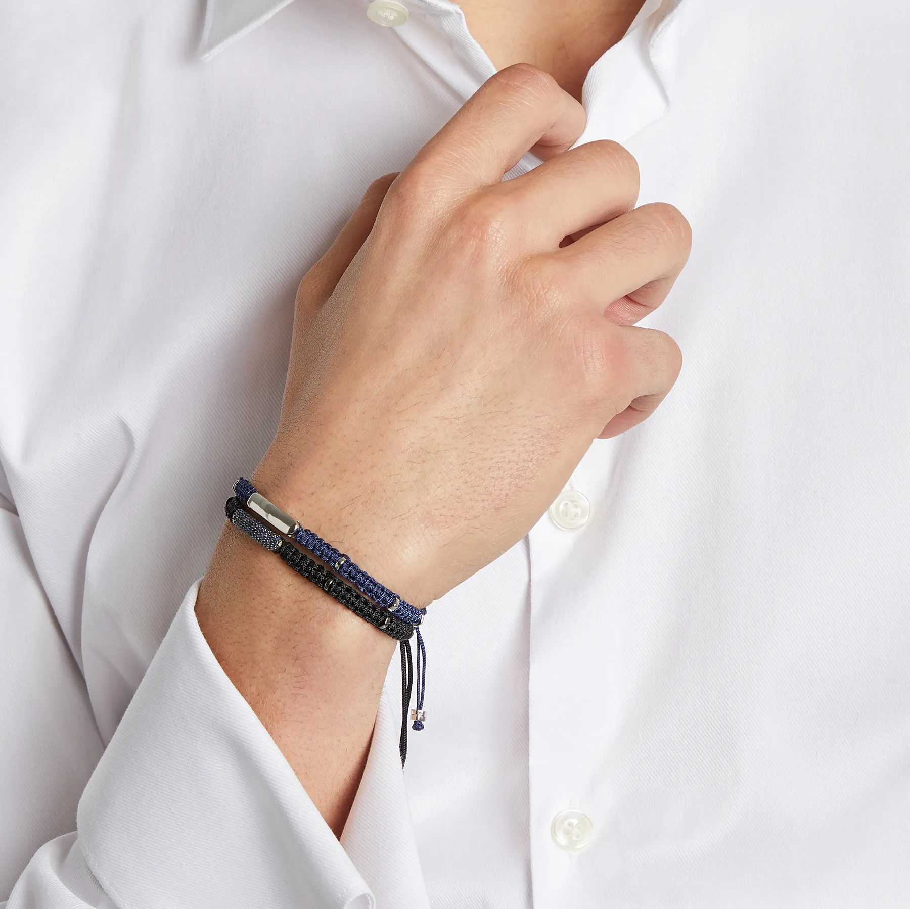 Baton Macrame Bracelet With Sapphire In Black