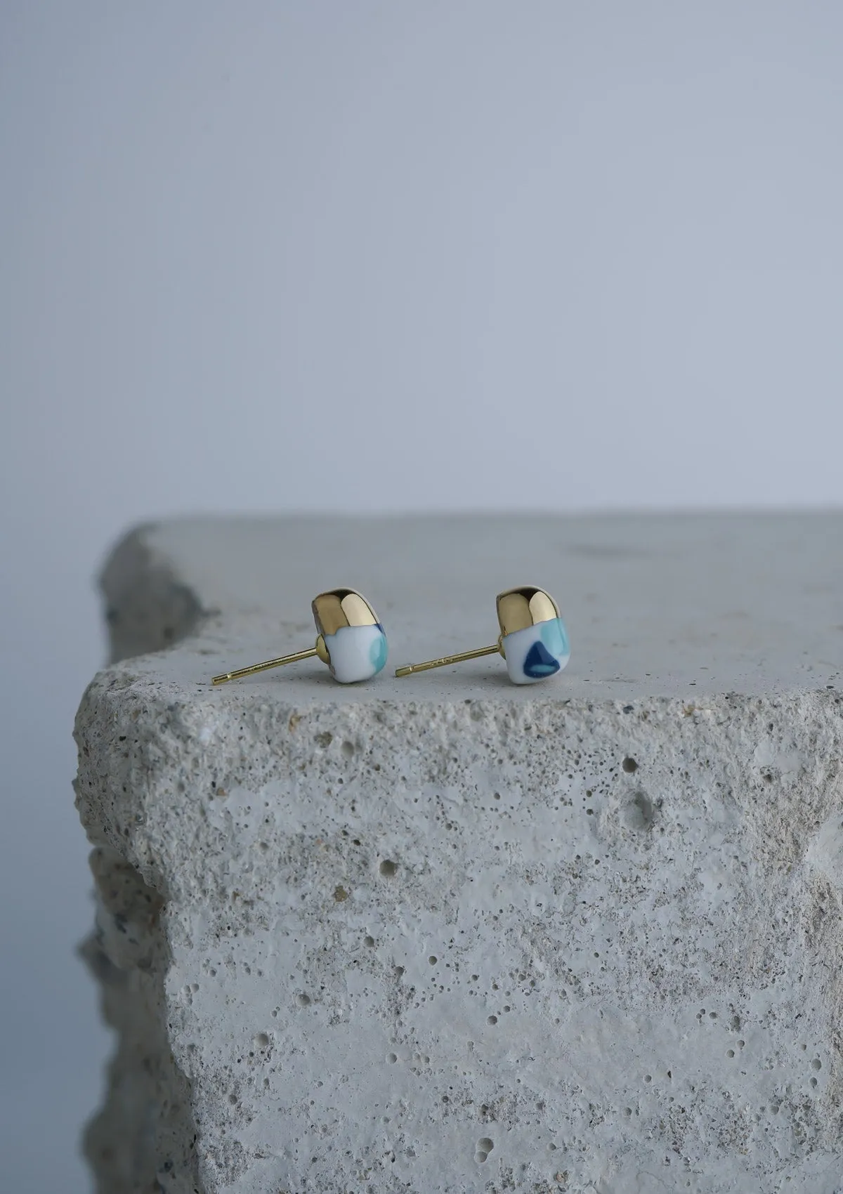Cascade & Blue Opal - Triangle Mini Spotty