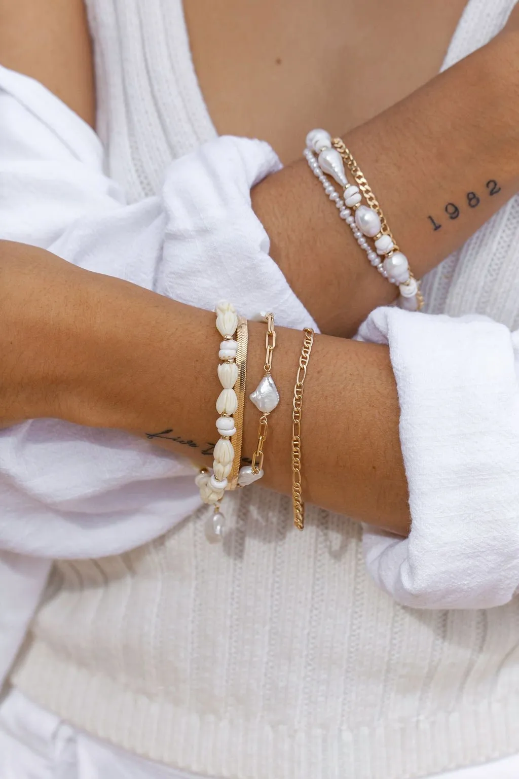 Dainty Organic White Pearl Bracelet - Kale'a