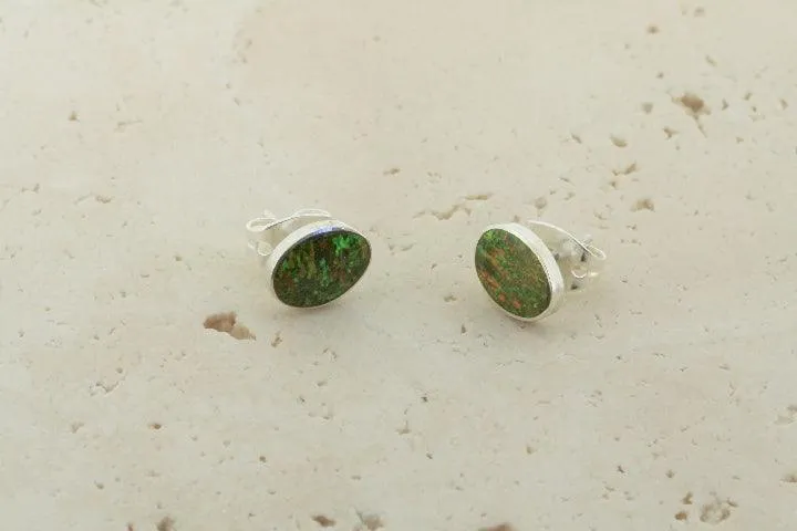 opal stud - oval - yellow mix