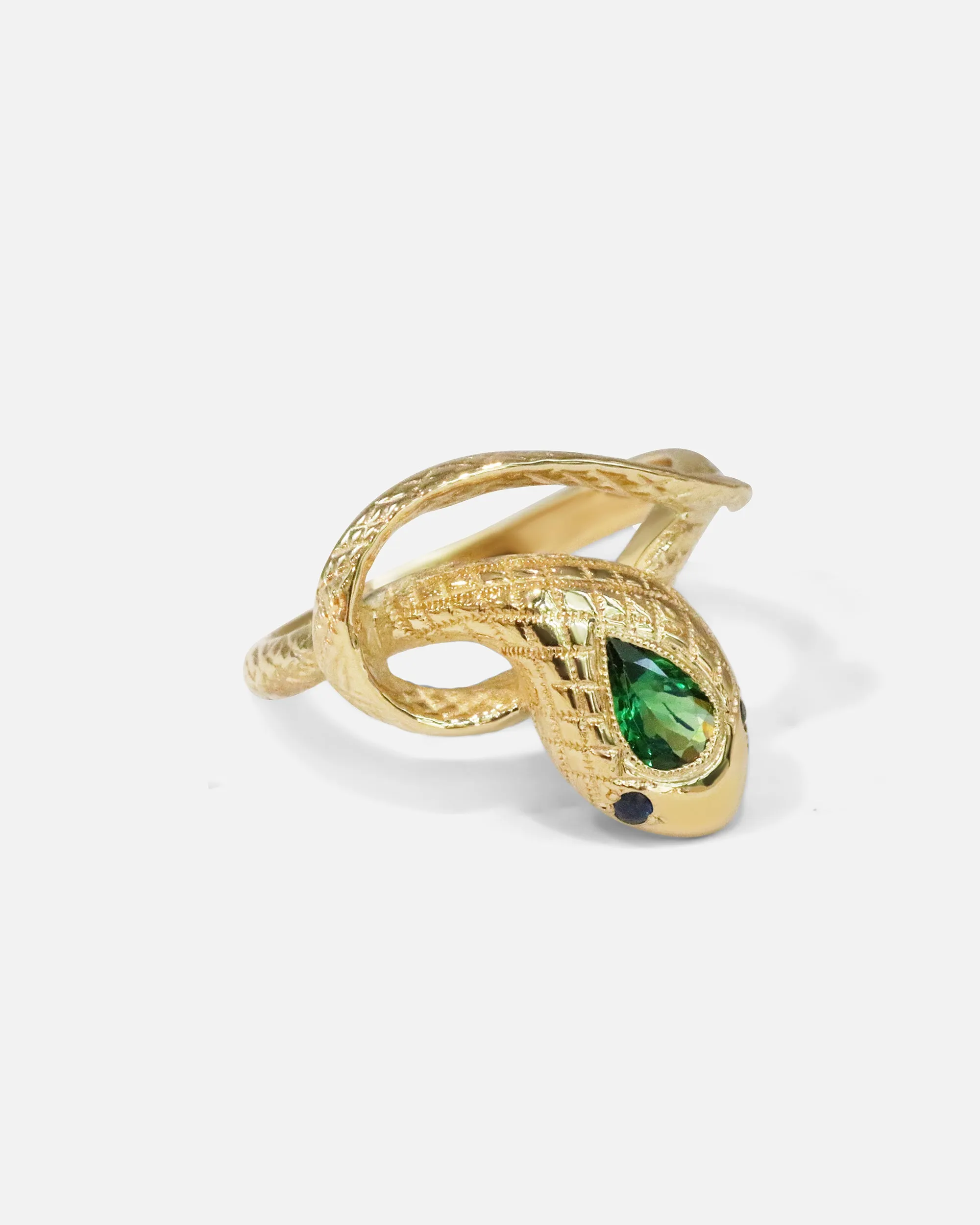 Ornata Ophidia Pear Ring / Tsavorite & Sapphire