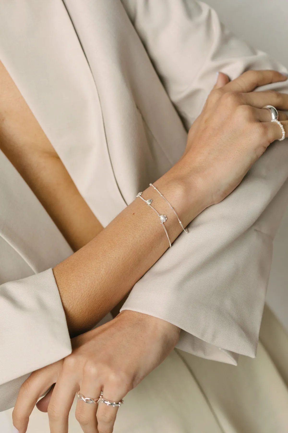 Shell bracelet silver
