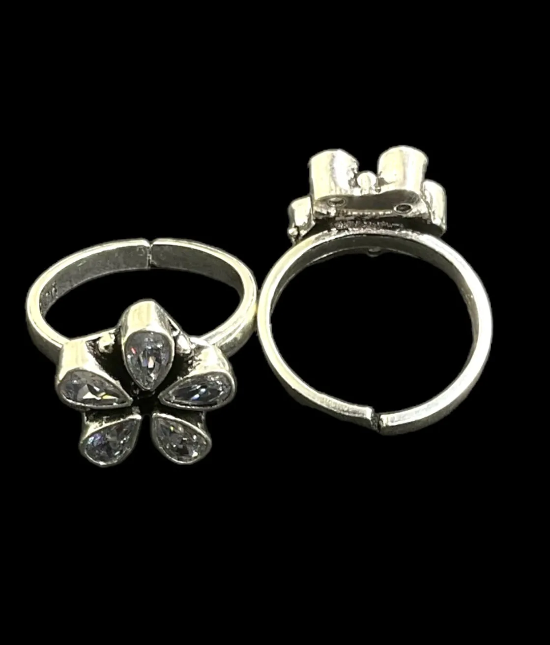 The Tarini Silver Gemstone Toe-Rings (White)