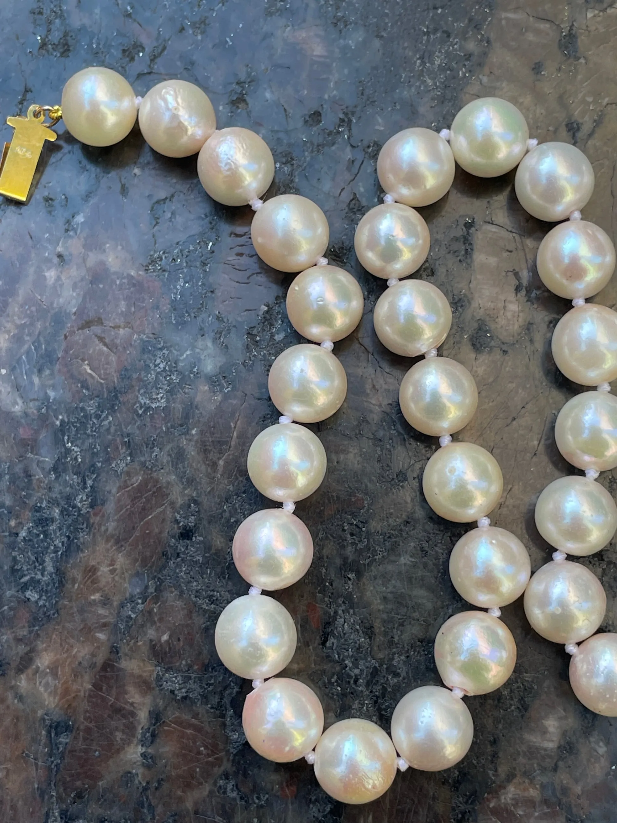 Vintage Cultured 9.5mm Japanese White Pearl 17.5" Strand Necklace 14k YG