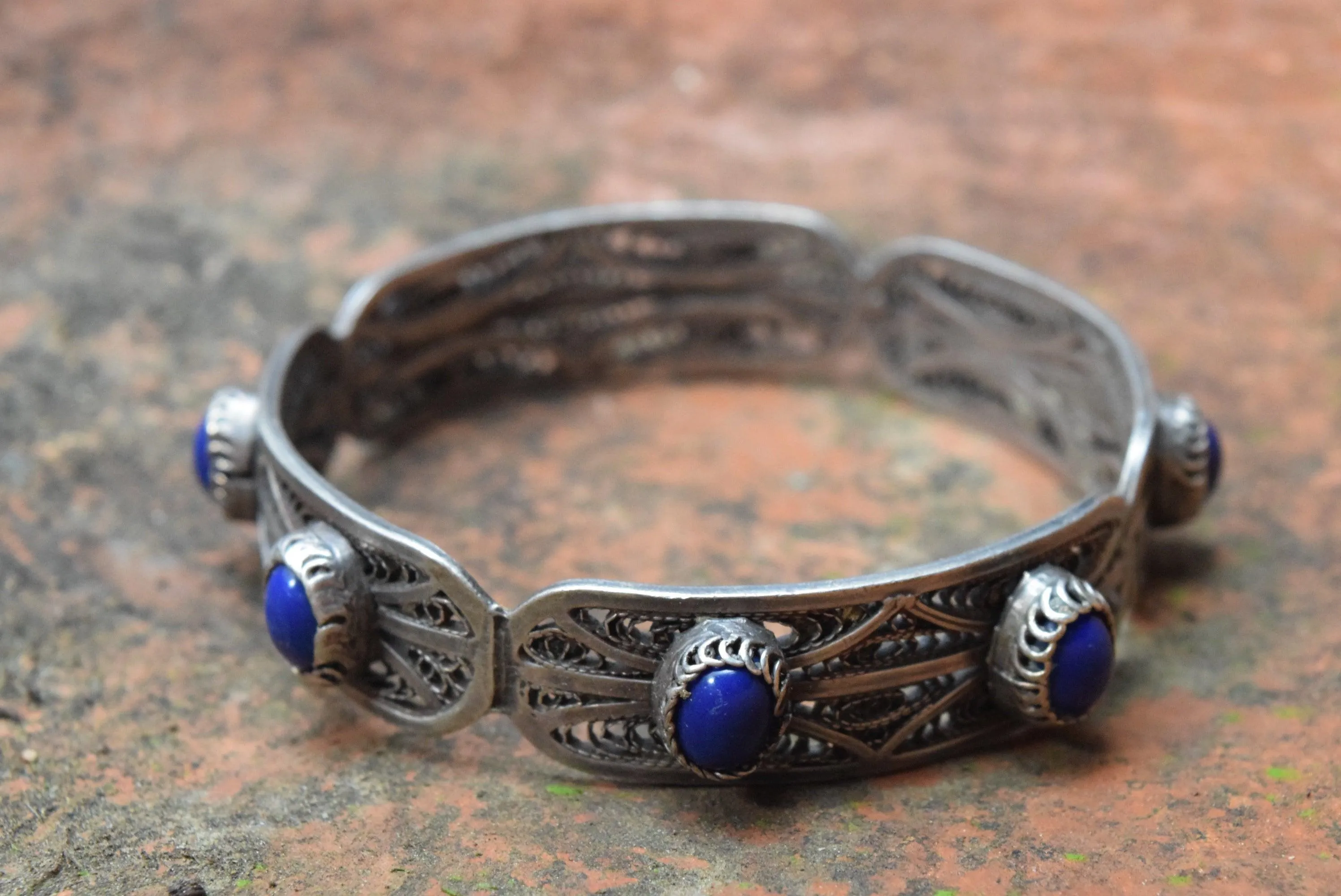 Vintage Egyptian Silver Filigree and Lapis Lazuli Bangle