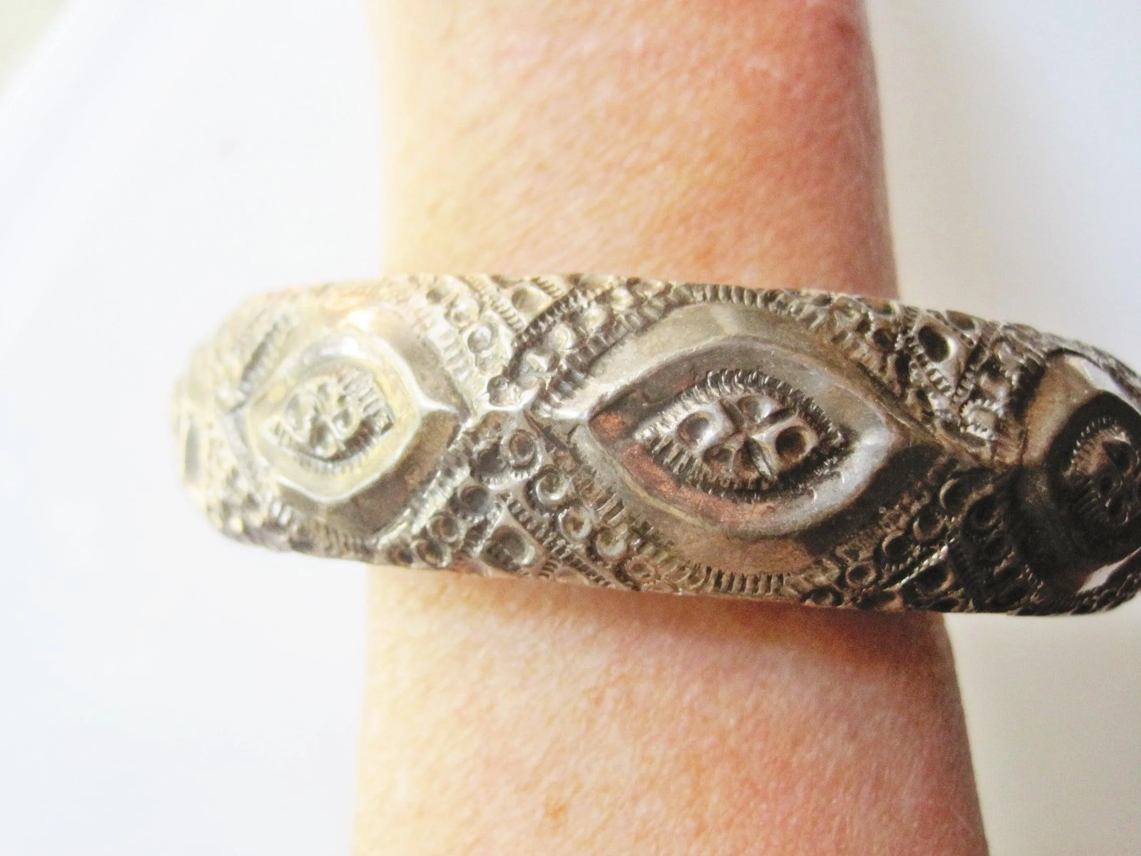Vintage Silver Omani Rattle Arm Bracelet